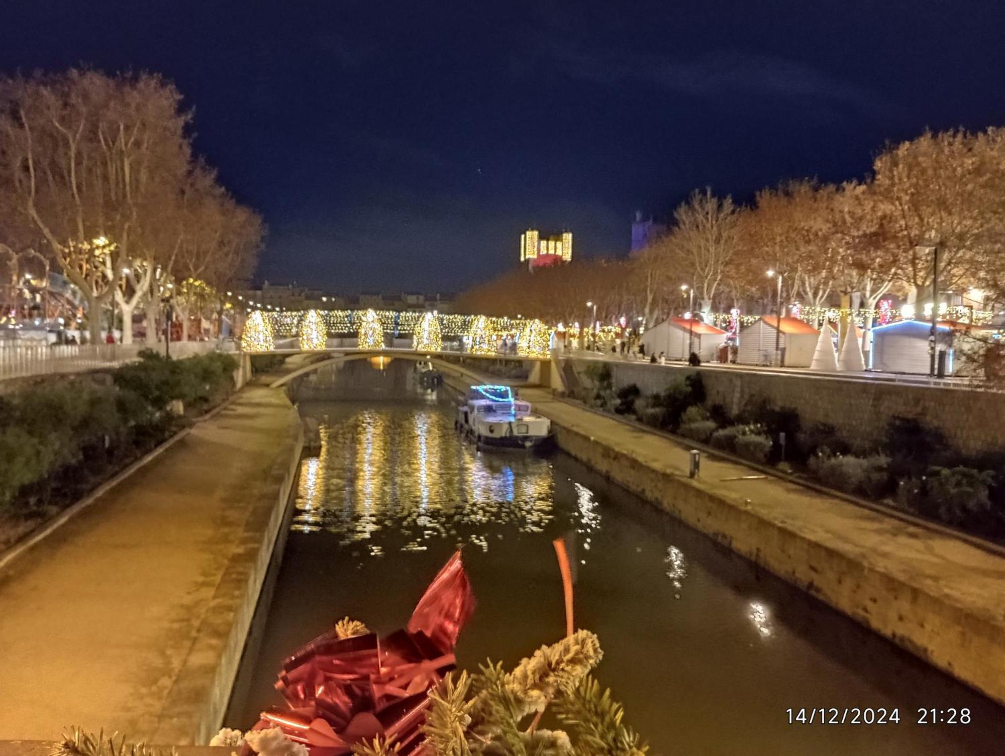 Entre Ville Et Canal, Calme Et Central !Gare A 700 M Нарбонна Экстерьер фото